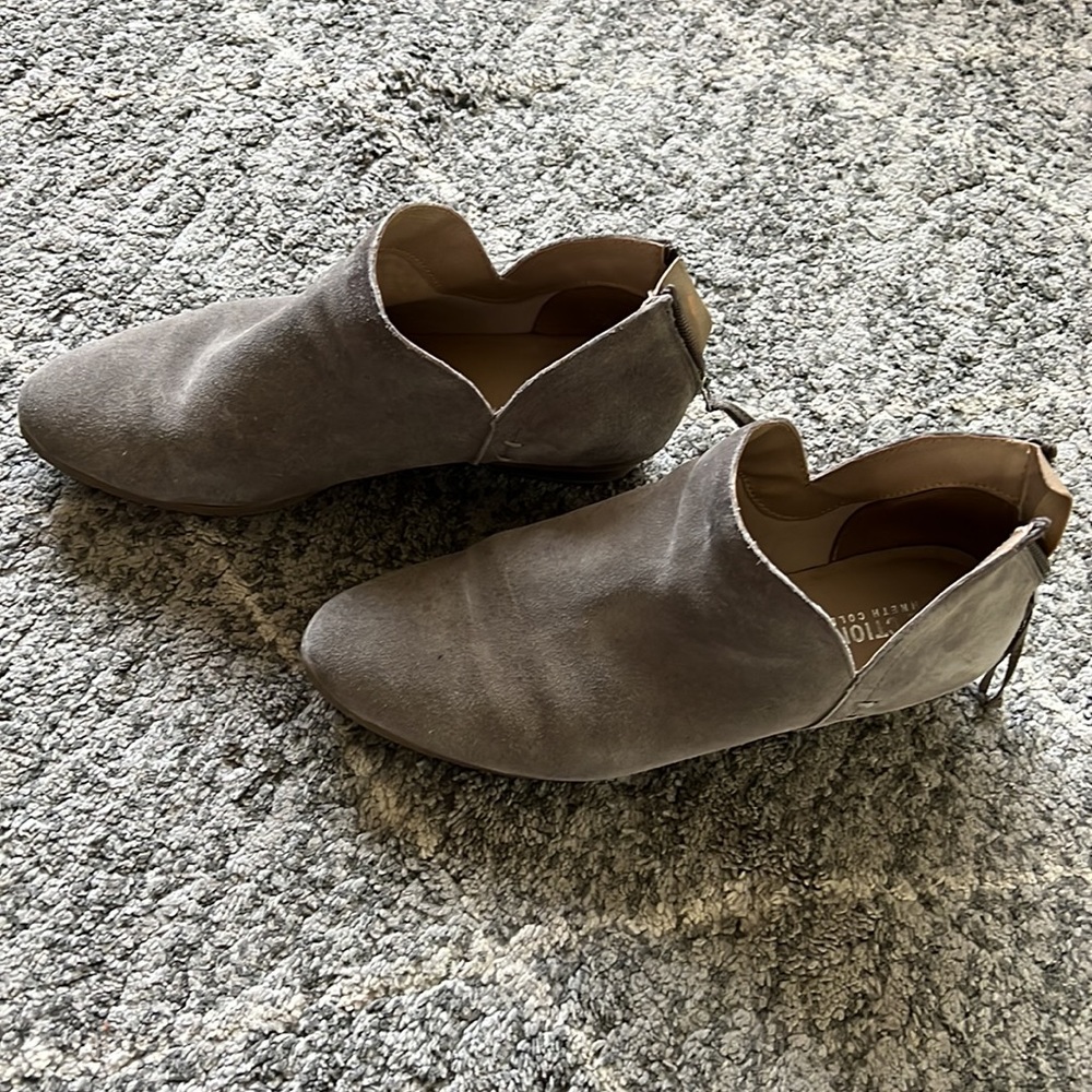 Kenneth Cole booties - Picture 3 of 5